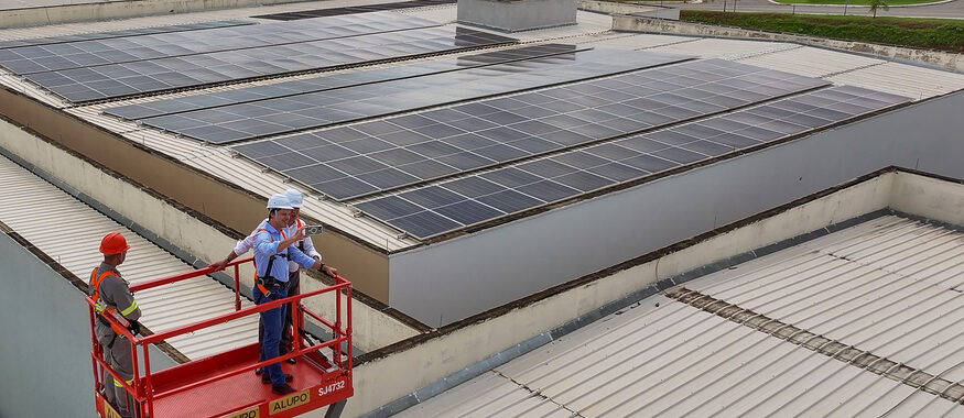 Hospital Estadual do Centro-Norte Goiano (HCN) inaugurou no dia 17/12 a usina solar que passa a ter em um hospital brasileiro, unidade gerida pelo Instituto de Medicina, Estudos e Desenvolvimento - IMED