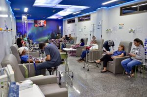 O Hospital Estadual do Centro-Norte Goiano (HCN) no combate ao câncer. Unidade gerida pelo Instituto de Medicina, Estudos e Desenvolvimento - IMED