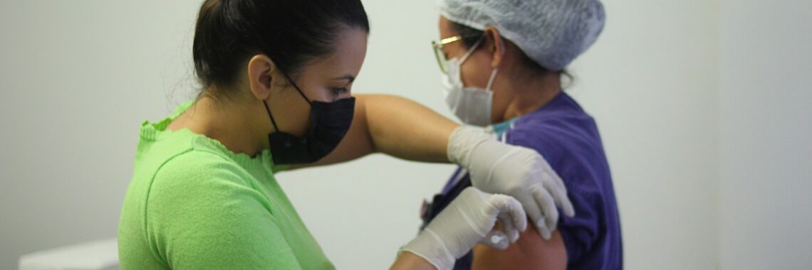 Imunização salva vidas e protege comunidades durante a Semana Mundial da Imunização conscientiza o Hospital Estadual do Centro-Norte Goiano - HCN