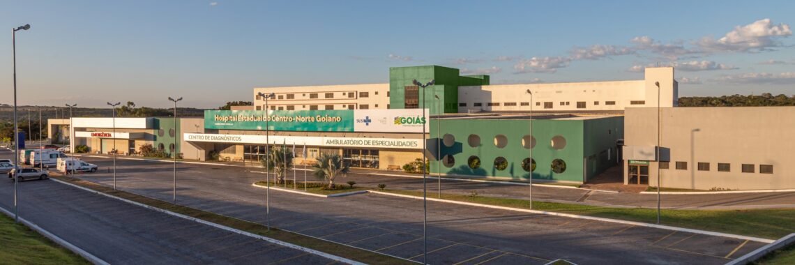 Conhecido como Gigante do Norte, o Hospital Estadual do Centro-Norte Goiano (HCN) destaca-se na saúde pública com 280 mil atendimentos e excelência em serviços médicos na macrorregião de Goiás.