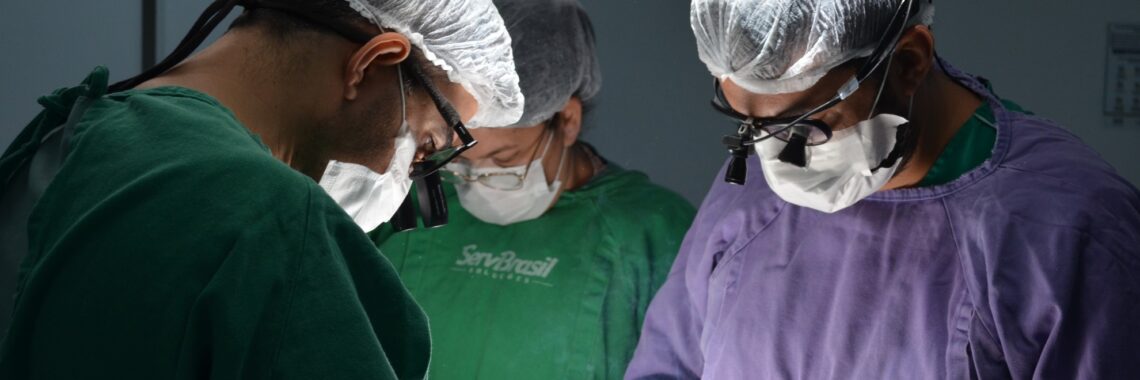 O Hospital Estadual do Centro-Norte Goiano (HCN) em Uruaçu realizou a 38ª captação de órgãos, incluindo fígado, rins e córneas. A doação é vital e depende da autorização familiar, respeitando a vontade do doador.